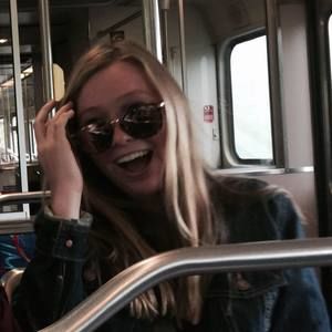 Meet your Posher, Emily